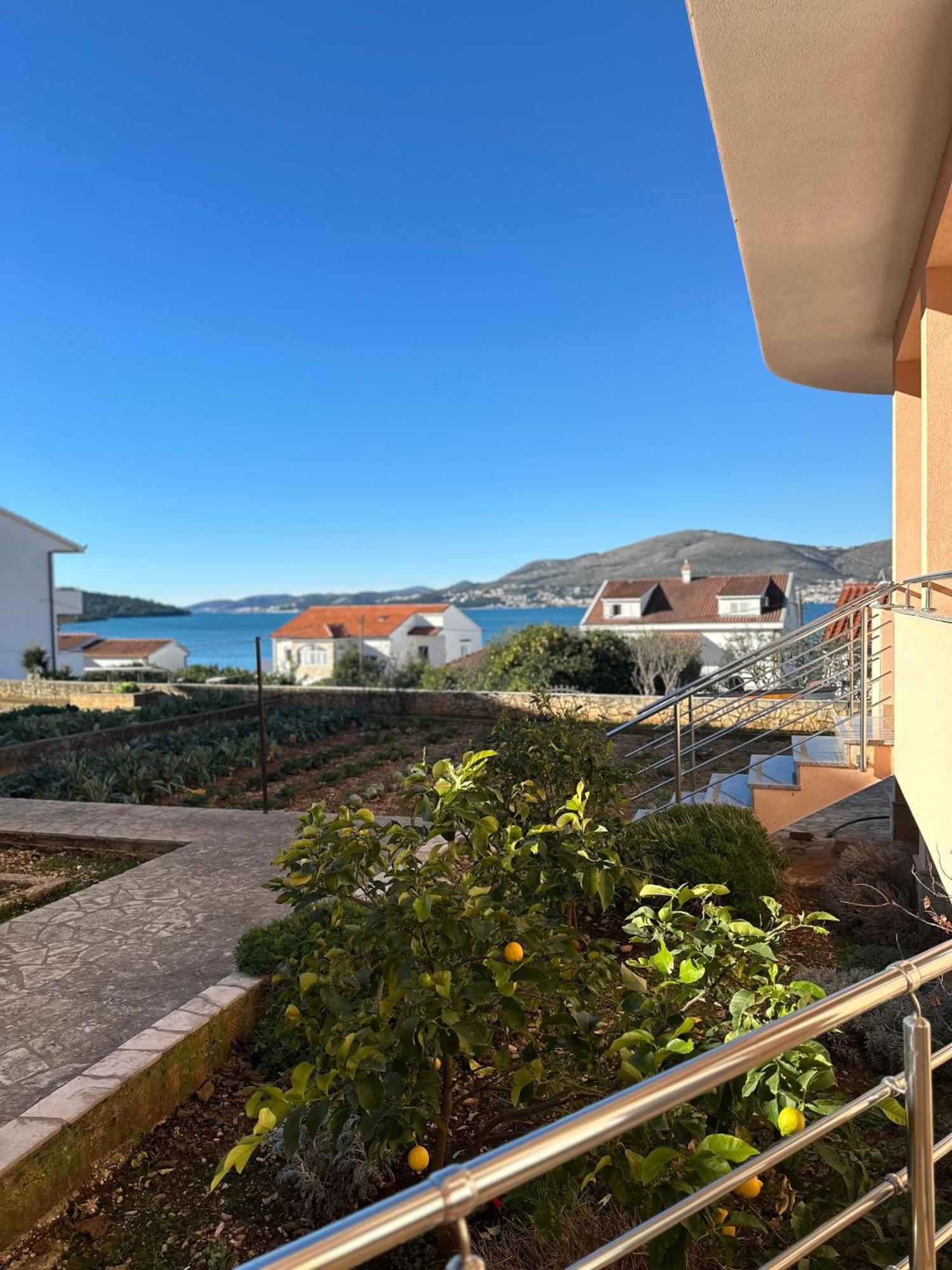 Apartments Zlatka Τρογκίρ Εξωτερικό φωτογραφία
