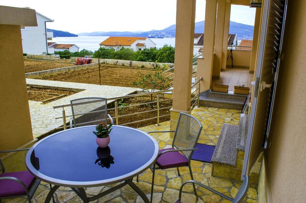 Apartments Zlatka Τρογκίρ Δωμάτιο φωτογραφία