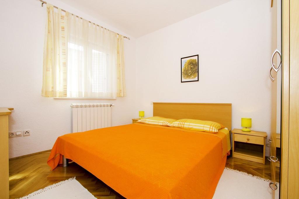 Apartments Zlatka Τρογκίρ Δωμάτιο φωτογραφία